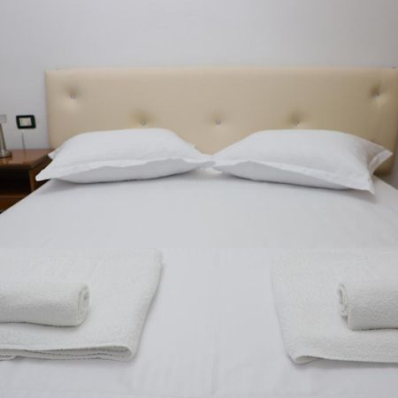 Tb One Bedroom Apartment Berat Kültér fotó